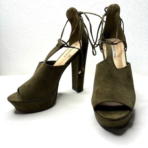 JUSTFAB Olive green platform heels size 8.5 - Picture 3 of 6